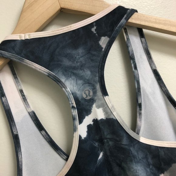 3 for 40$ - LULULEMON - RACERBACK TANK TOP 6 - Picture 4 of 5